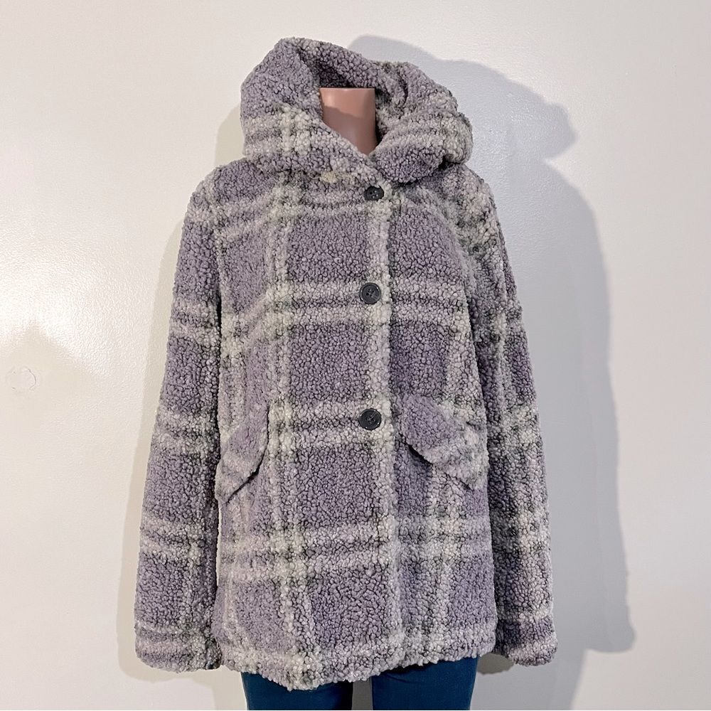 Centigrade Button Closure Reversible Plaid Sherpa Jacket - Picture 7 of 8